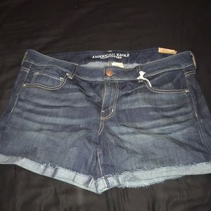 American eagle midi super stretch shorts